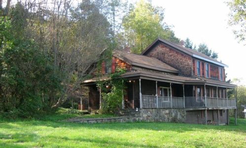 679 John Lockwood Rd, Walton, NY 13856-2126