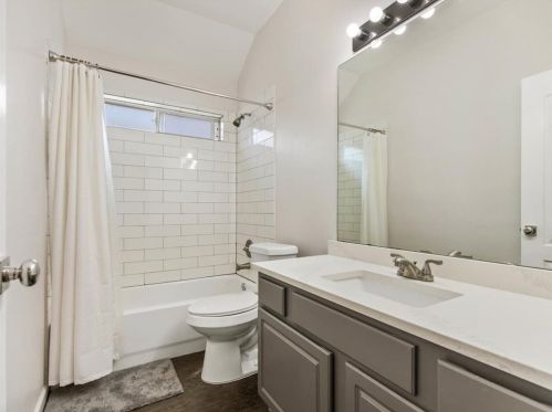 5064 San Jacinto Dr, Fort Worth TX 76137-5537 exterior