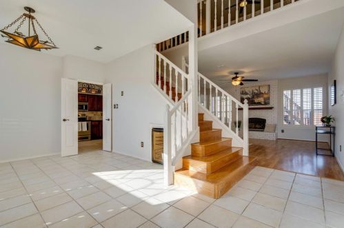 5317 Weathervane Ln, Lewisville, TX 75028-1982