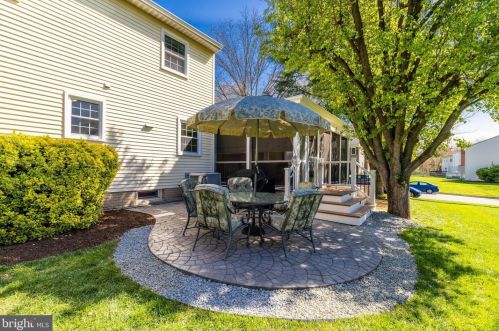 13601 Brass Harness Ct, Herndon VA  20171-3364 exterior