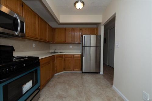 1839 Story Ave, Bronx NY  10473-3336 exterior