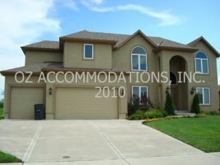 4967 Noland Rd, Shawnee Mission KS  66216-4603 exterior