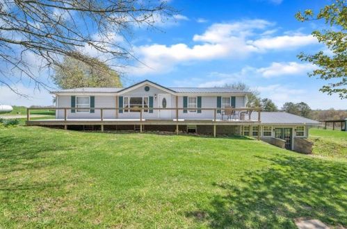 1155 Union Flat Rd, Shelocta, PA 15774-7811