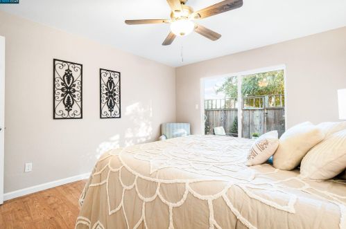 158 Holiday Hills Dr, Pacheco CA  94553-4212 exterior