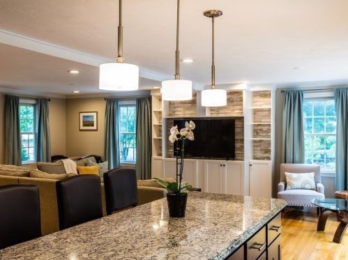 146 Tpke St, Easton MA 02375-1922 exterior