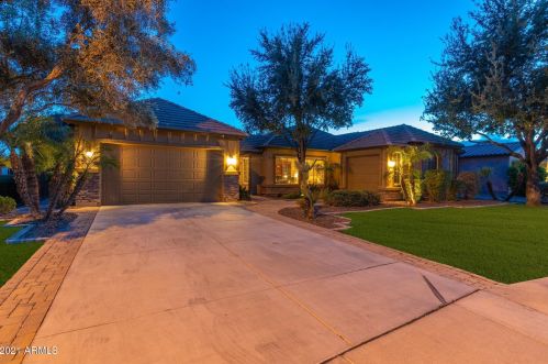 445 Lynx Way, Chandler, AZ 85249-5329