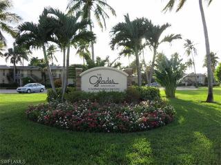 79 Glades Blvd, Naples FL  34112-1032 exterior