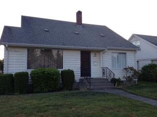 5024 Fife St, Tacoma WA  98409-6407 exterior