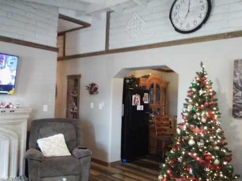 1002 Magnolia Ave, Beaumont CA  92223-1837 exterior