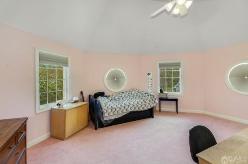 2 Winchester Dr, East Brunswick NJ  08816-3385 exterior