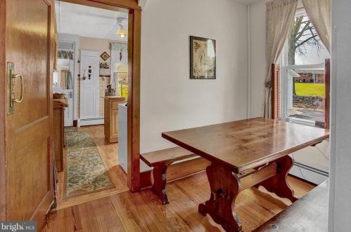 515 Spring Garden St, Carlisle PA  17013-2559 exterior