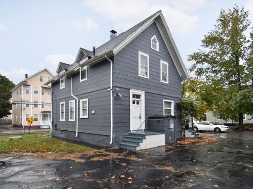 124 River Ave, Providence, RI 02908-4731