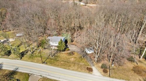 1717 Ridge Rd, Jeannette, PA 15644-9790