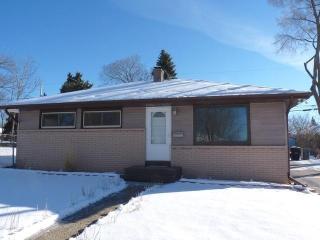 6036 Cory Ave, Cudahy WI  53110-3012 exterior