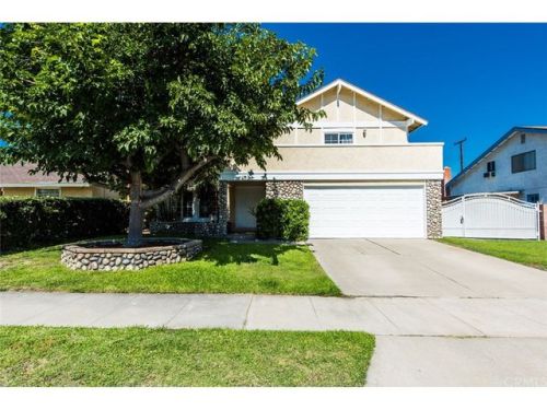 2643 Kennedy St, Orange, CA 92865-2138