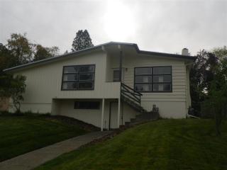 3330 18th Ave, Spokane WA  99223-3811 exterior