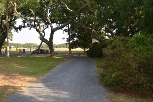 816 Palm Blvd, Isle Of Palms SC  29451-2218 exterior