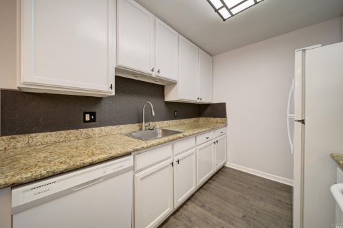542 Arcadia Dr, Vacaville CA  95687-3354 exterior