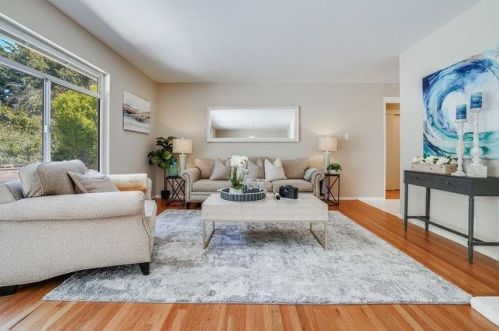 464 Yellowstone Dr, South San Francisco CA  94080-4235 exterior