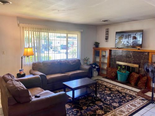 1350 Rose Ave, Ukiah, CA 95482-6528