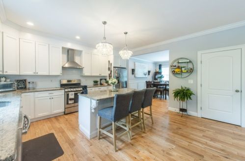 164 Mount Pleasant Ave, West Paterson NJ  07424-2732 exterior