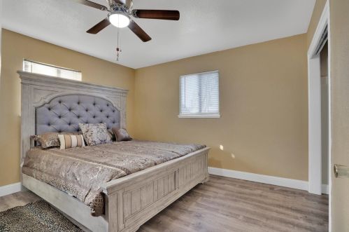 2213 Vicki Dr, Modesto CA  95350-3468 exterior