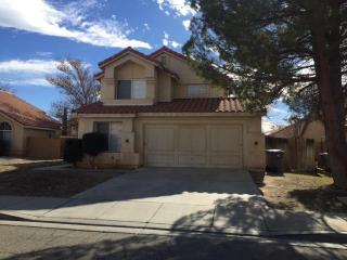 1832 Newgrove St, Lancaster, CA 93535-3483