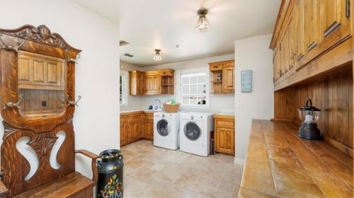 2229 Euclid Ave, Upland CA  91784-1305 exterior