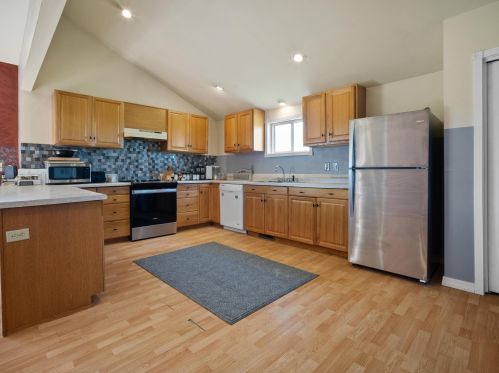 13423 Mraz Rd, Mishicot WI  54228-9413 exterior