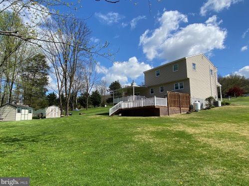 79 Hanover Dr, Pottstown, PA 19464-1855