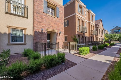 2622 Alpine Dr, Gilbert, AZ 85295-6000