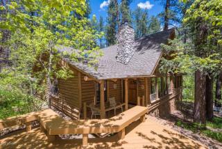 820 Bear Howard Dr, Sedona AZ  86336-9244 exterior
