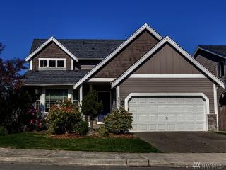 1051 Ilwaco Pl, Seattle, WA 98059-4369