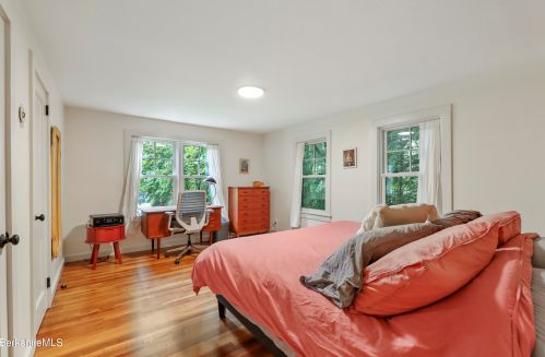 49 Laurel Way, Norfolk CT  06058-1178 exterior
