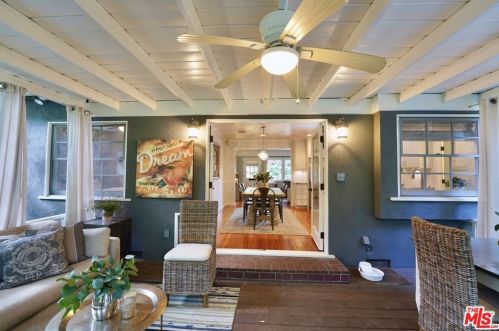 5528 Buffalo Ave, Van Nuys CA 91401-5226 exterior