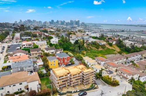 1035 Spruce St, San Diego CA 92105-3749 exterior