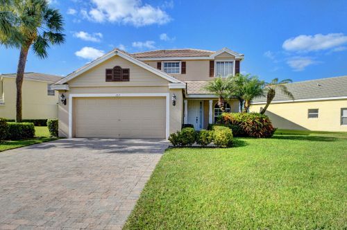 113 Canterbury Pl, West Palm Beach, FL 33414-4353