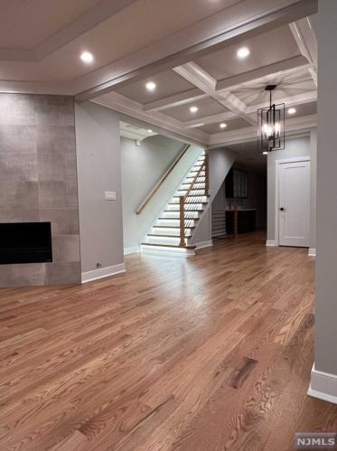416 Lawton Ave, Cliffside Park NJ  07010-1902 exterior