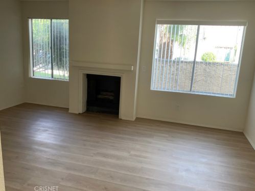 9025 Willis Ave, Van Nuys, CA 91402-1544