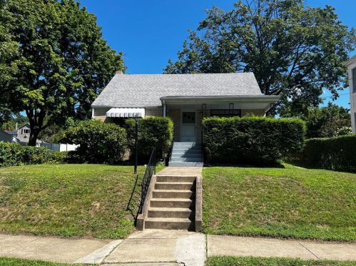 640 4th St, Oakmont, PA 15139-1528