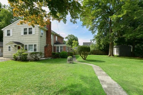312 North Rd, Mahopac, NY 10541-1012