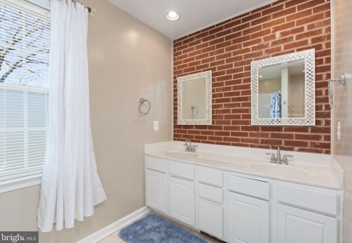 6149 Courthouse Rd, Spotsylvania VA  22551-6111 exterior