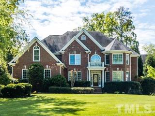 106 Trident Ct, Cary, NC 27518-8692