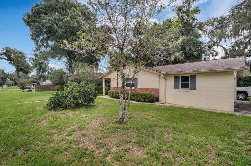 708 Montreville Ave, Deland, FL 32724-2969