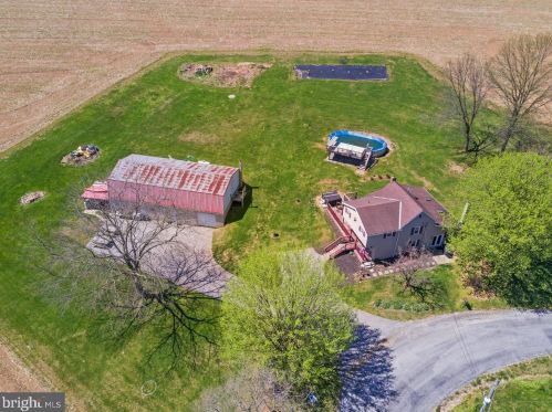 14174 Wolf Rd, Cross Roads, PA 17322-7919