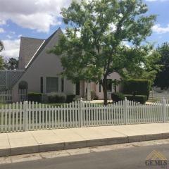 1701 Alta Vista Dr, Bakersfield, CA 93305-3607