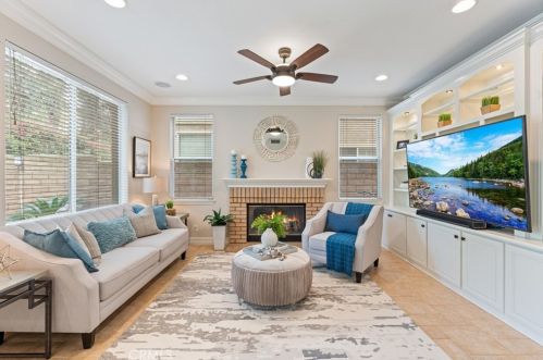 2741 Timmons, Tustin CA  92782-1325 exterior
