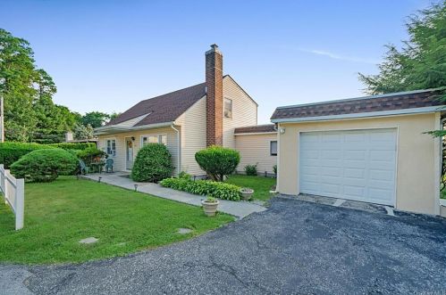 290 Old Tarrytown Rd, White Plains, NY 10603-2823