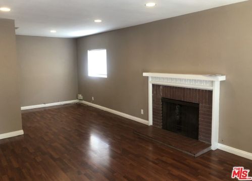 8684 Costello Ave, Van Nuys, CA 91402-3306