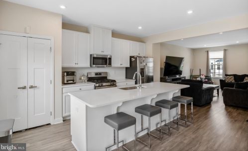 119 Nathan Dr, Riverton NJ  08077 exterior